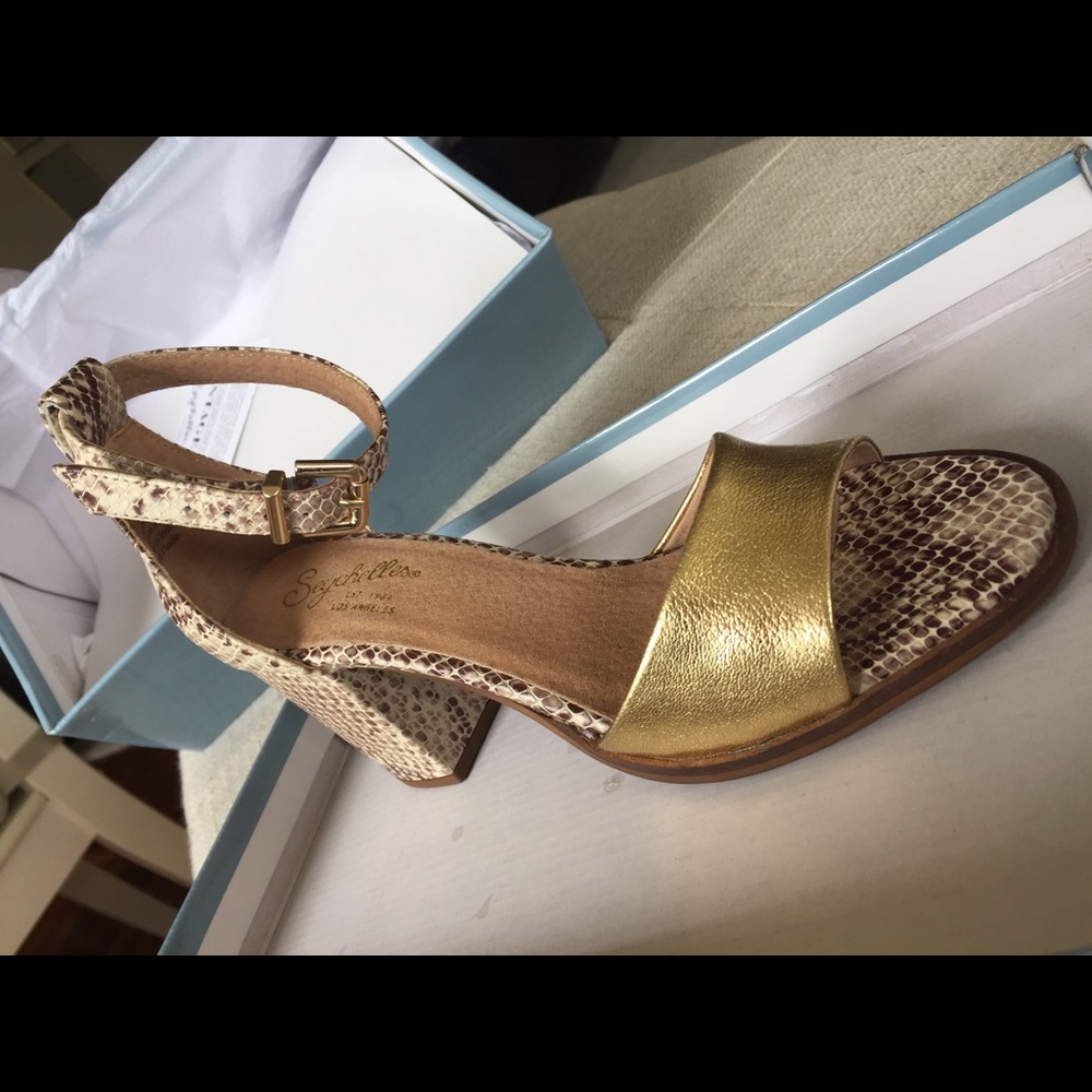 Seychelles Tournament Open-toe sandal